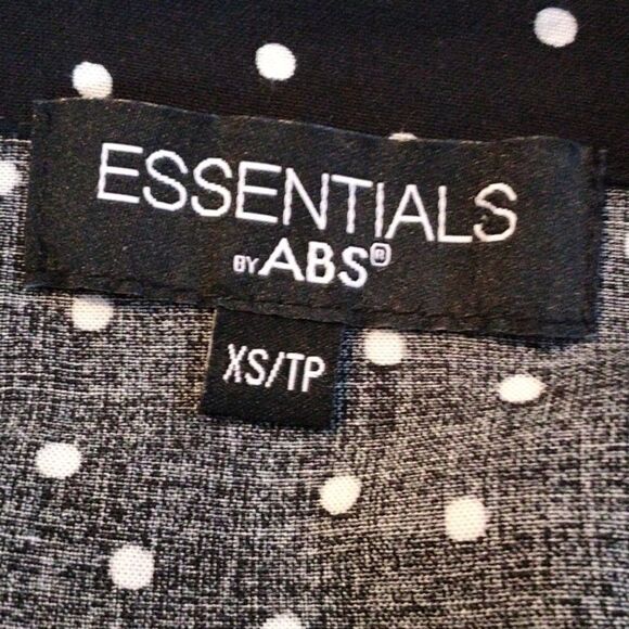 Essentials by ABS Polka Dot Blouse - Picture 9 of 14